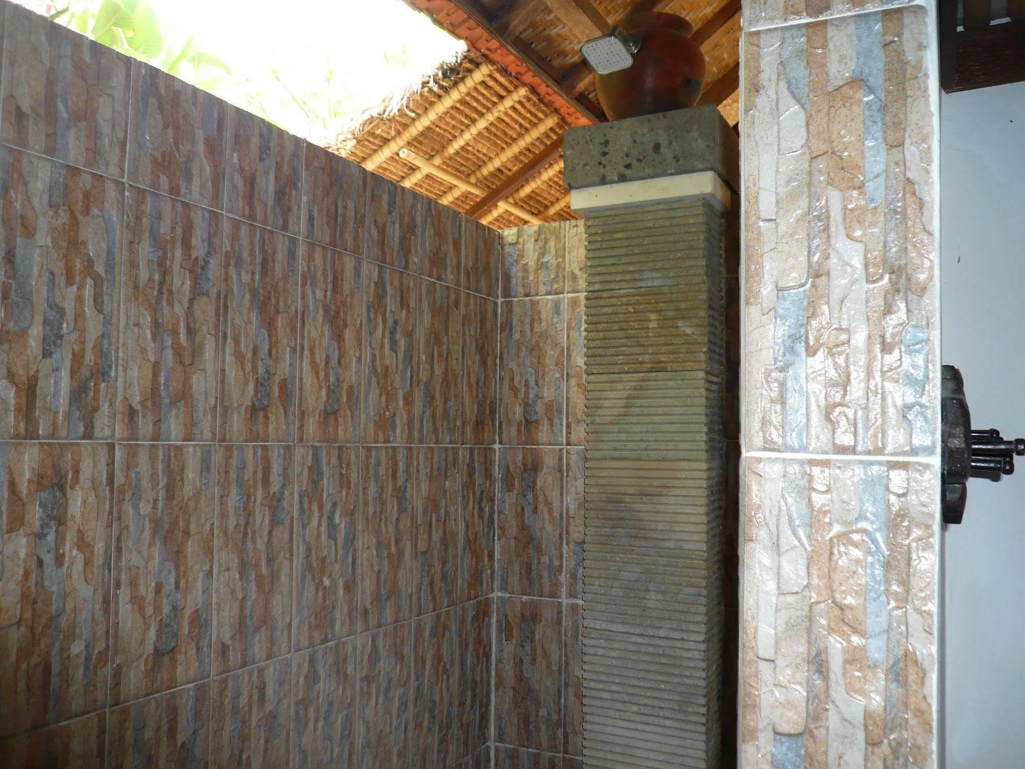 Wawa Wewe II Villas Amed  Exterior photo