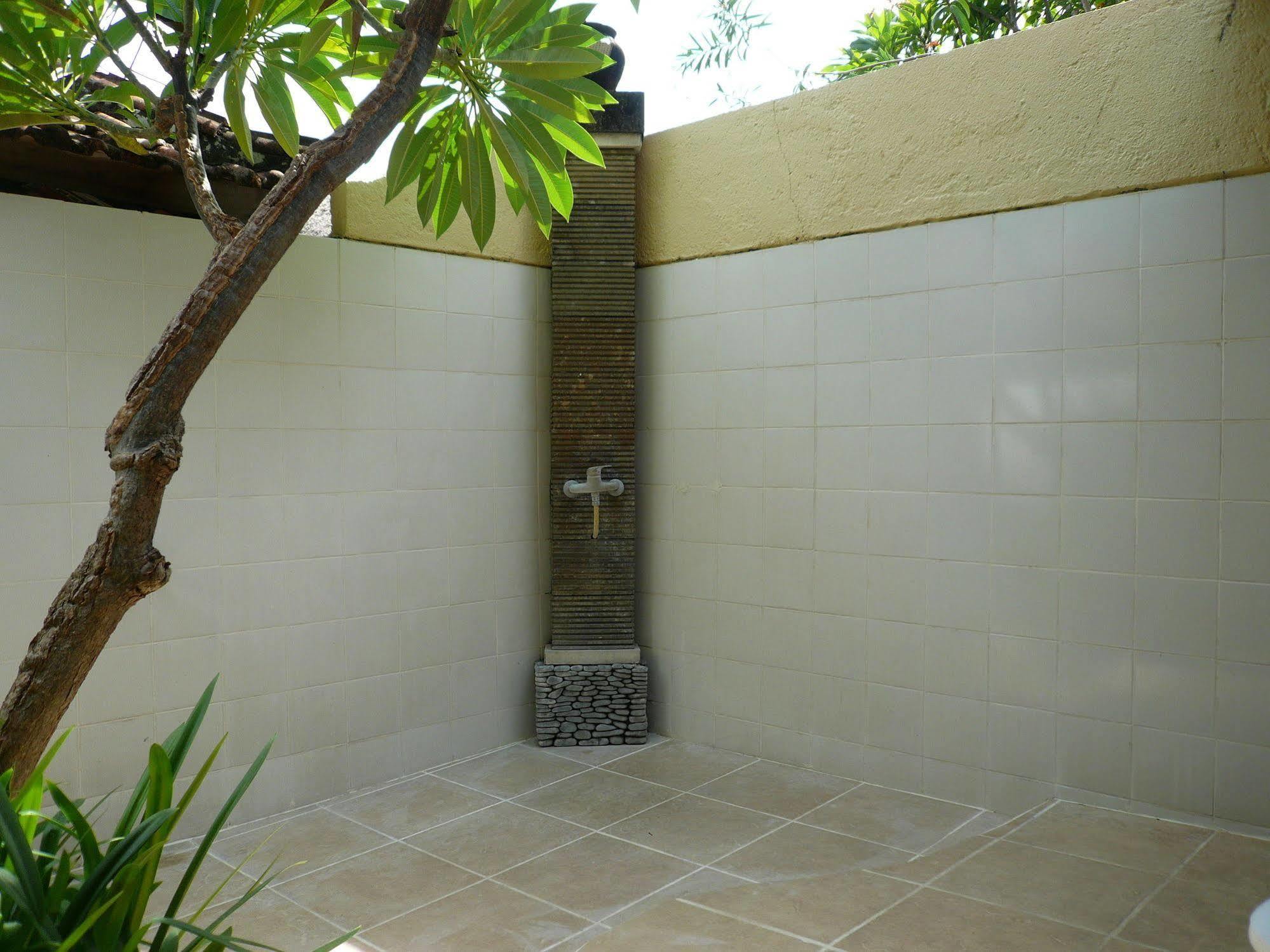 Wawa Wewe II Villas Amed  Exterior photo