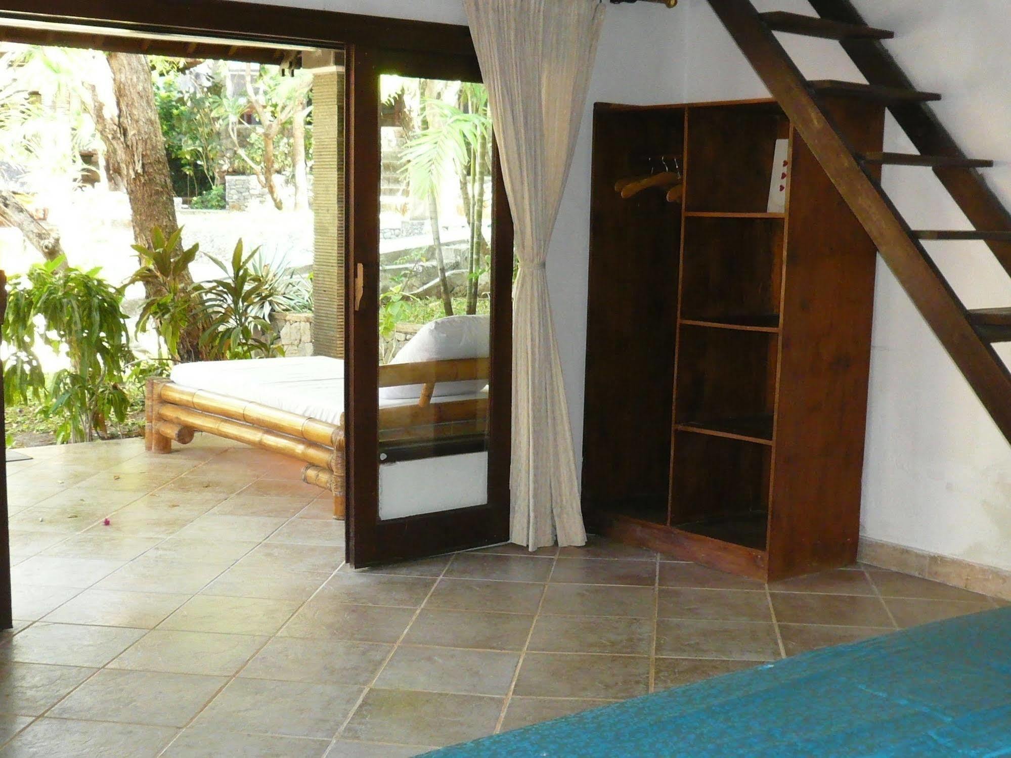 Wawa Wewe II Villas Amed  Exterior photo