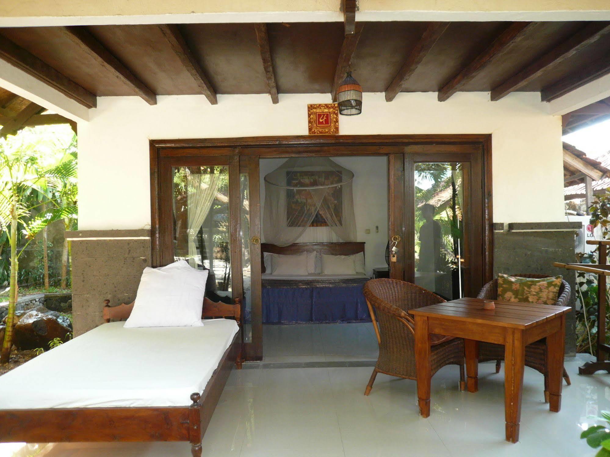 Wawa Wewe II Villas Amed  Exterior photo