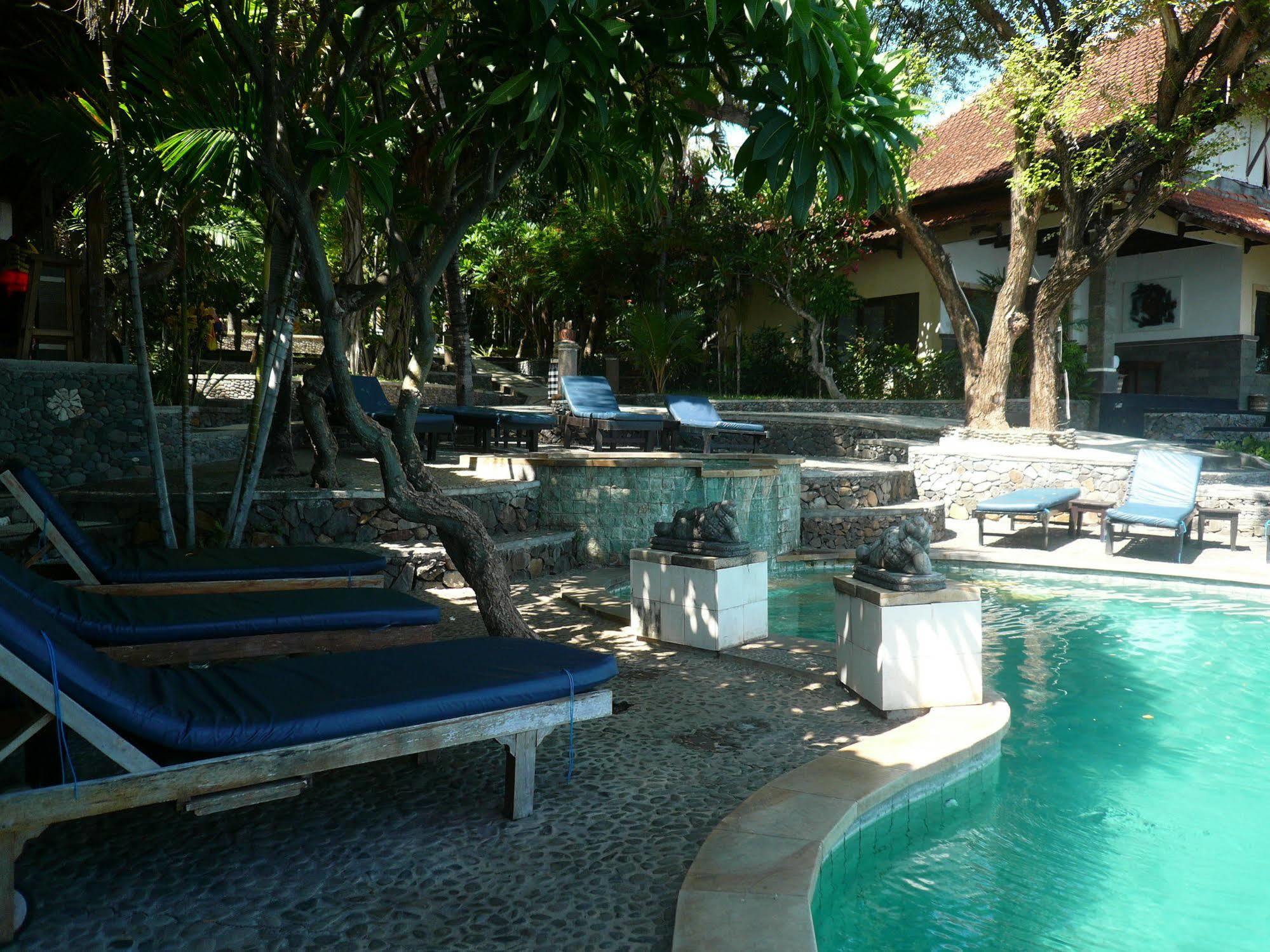 Wawa Wewe II Villas Amed  Exterior photo